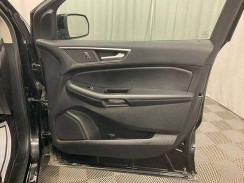 Used 2017 Ford Edge SEL w/ Equipment Group 201A image 30
