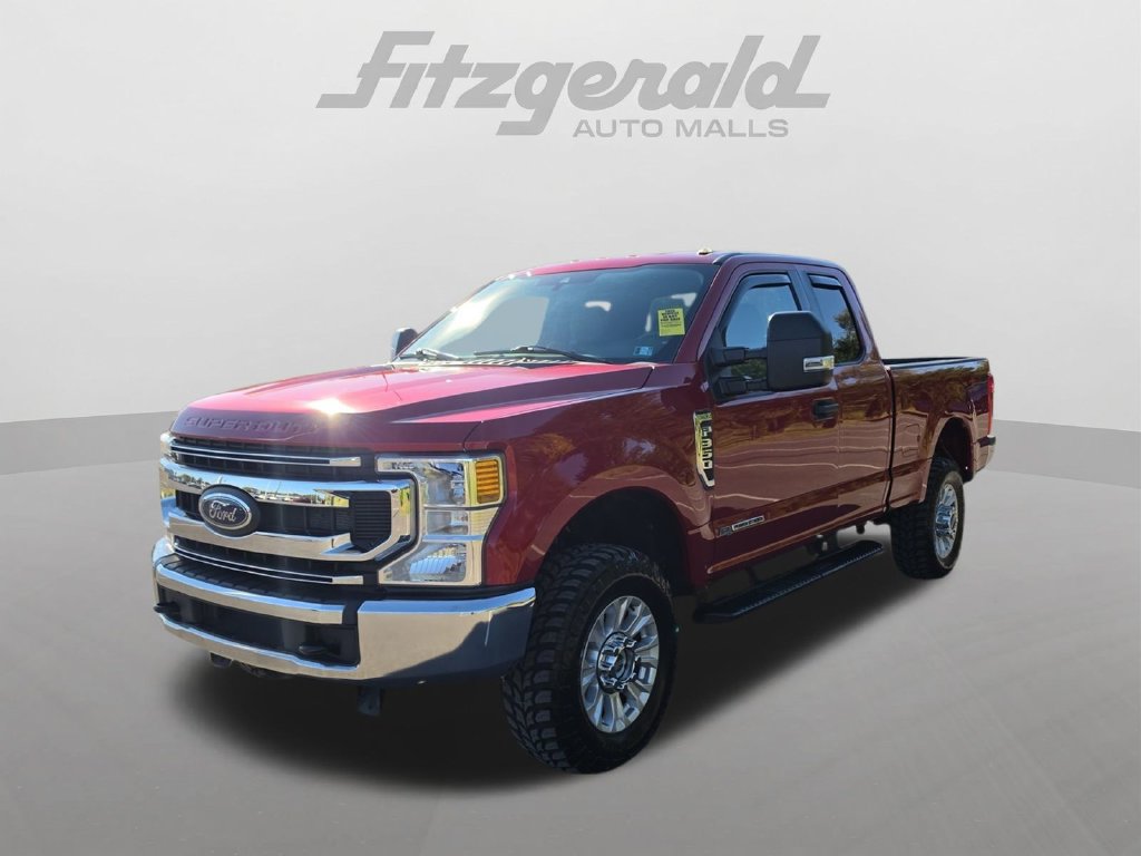 Used 2022 Ford F350 XLT w/ FX4 Off-Road Package AWD/4WD image 2