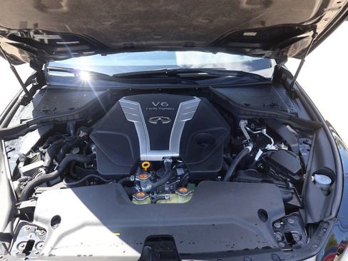 Used 2017 INFINITI Q50 3.0t Premium RWD image 15
