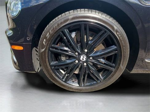 Used 2021 Bentley Flying Spur V8 image 12