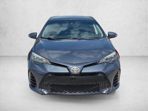 Used 2017 Toyota Corolla SE FWD image 2