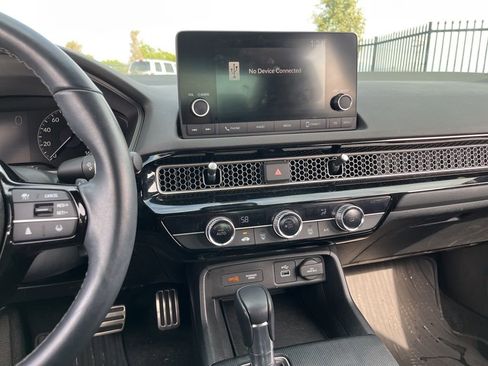 Used 2023 Honda Civic Sport image 17