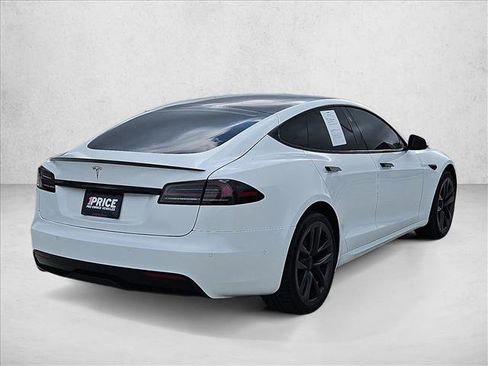 Used 2022 Tesla Model S image 5