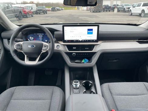 Used 2026 Ford Explorer Active image 16