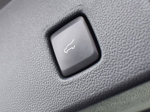 Used 2023 Ford Escape Platinum image 24