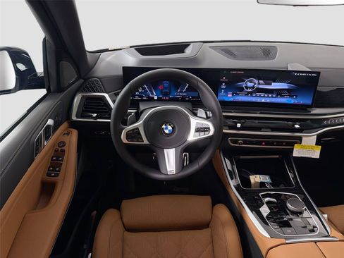 New 2026 BMW X5 xDrive40i w/ M Sport Package AWD/4WD image 21