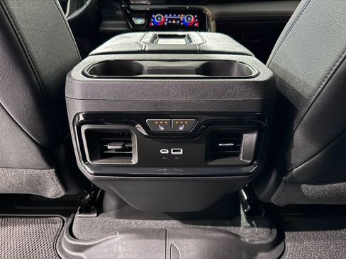 Certified 2022 GMC Sierra 1500 AT4 w/ AT4 Premium Package image 28