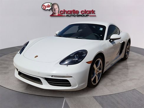 Used 2021 Porsche 718 Cayman Base image 1
