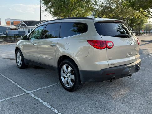 Used 2012 Chevrolet Traverse LTZ image 8