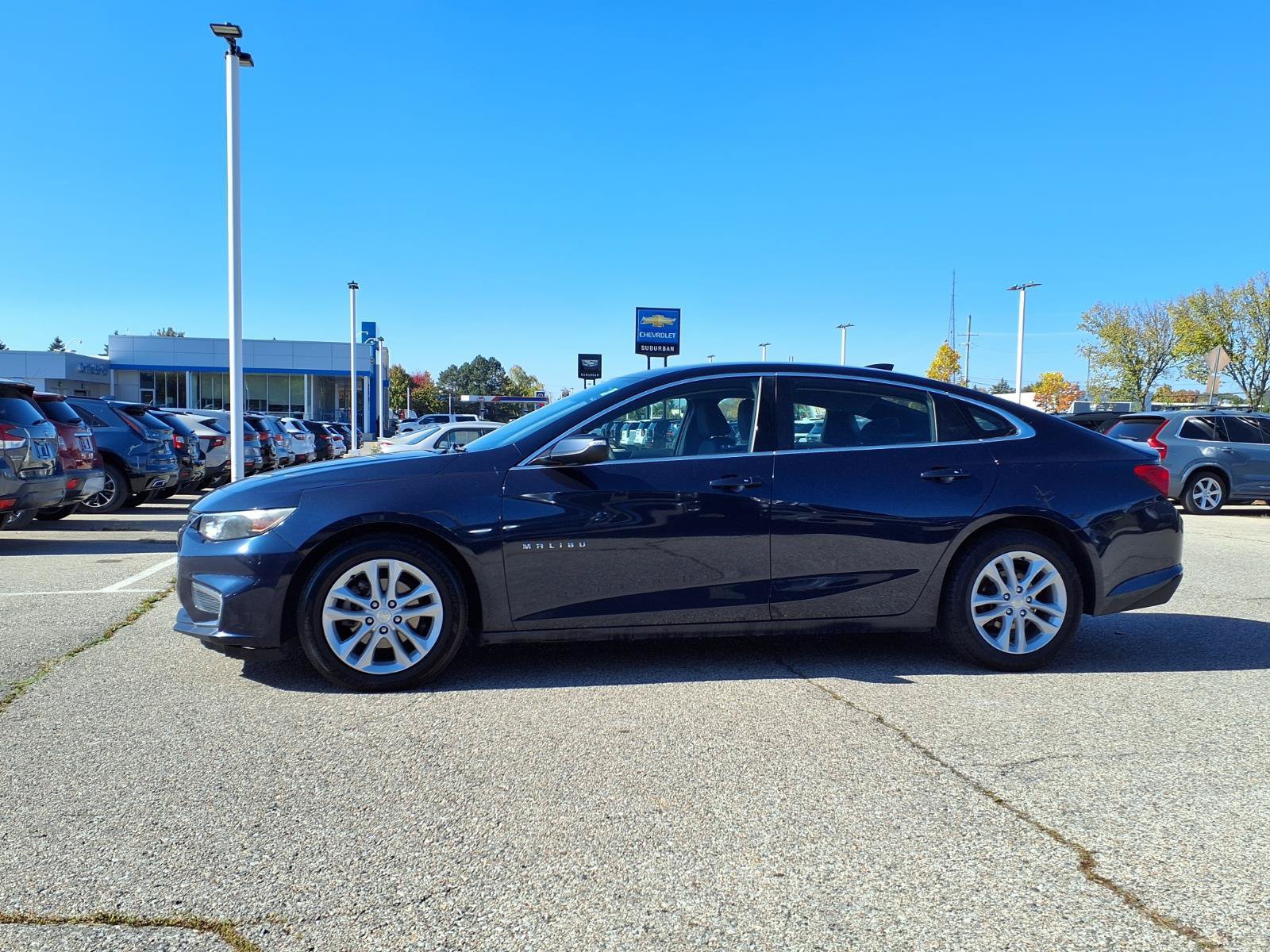 Used 2018 Chevrolet Malibu LT FWD image 8