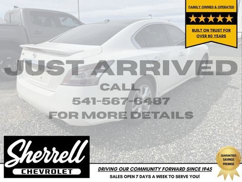 Used 2012 Nissan Maxima 3.5 SV w/ Premium Pkg image 4