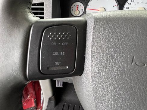 Used 2007 Dodge Ram 2500 Truck SLT AWD/4WD image 15