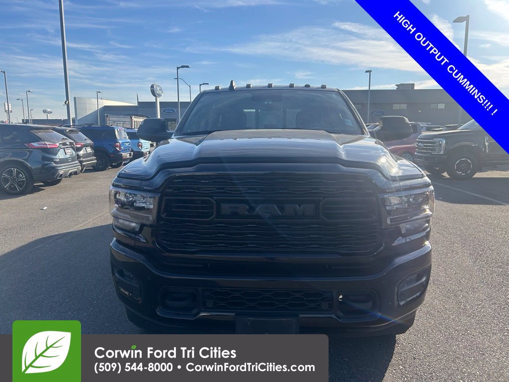 Used 2022 RAM 3500 Limited AWD/4WD image 2