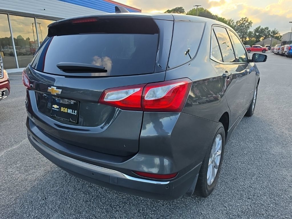 Used 2018 Chevrolet Equinox LT FWD image 4