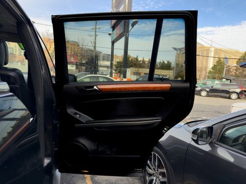 Used 2008 Mercedes-Benz GL 450 4MATIC image 12