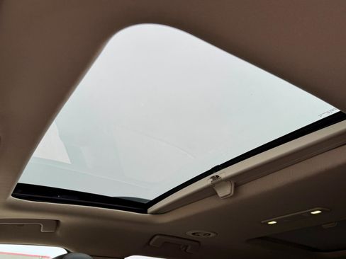 Used 2017 GMC Acadia Denali w/ Technology Package image 28