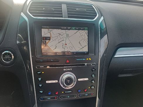 Used 2016 Ford Explorer Sport w/ Equipment Group 401A image 11