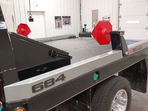 Used 2024 GMC Sierra 3500 SLE w/ SLE Convenience Package image 33