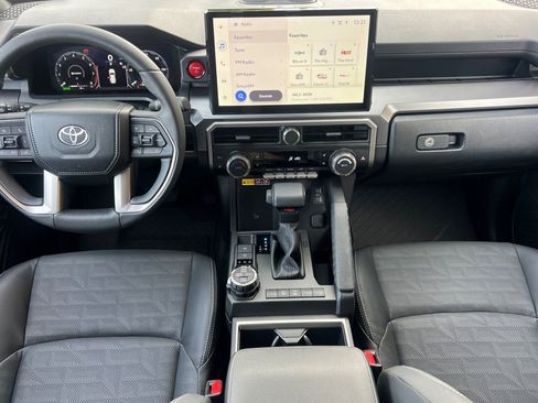 New 2025 Toyota 4Runner TRD Off-Road Premium image 4