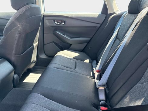 Used 2024 Honda Accord EX image 12