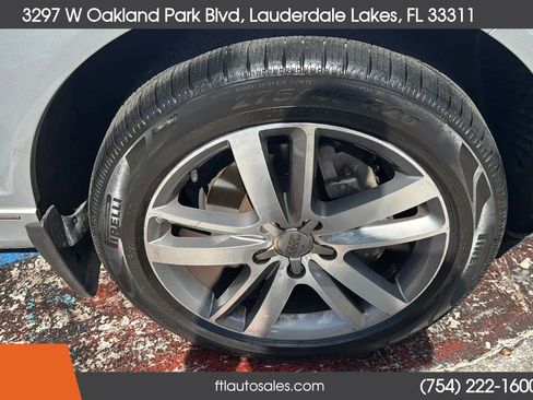 Used 2015 Audi Q7 TDI Prestige w/ Prestige Package image 17