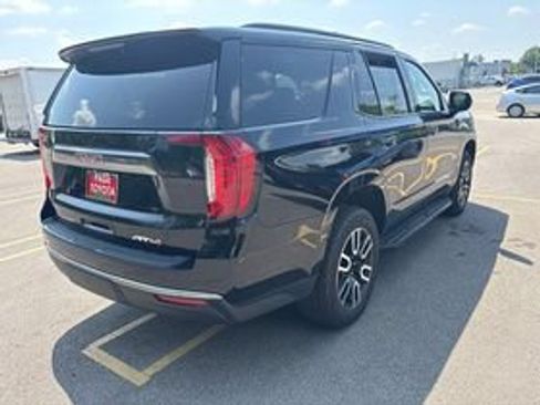 Used 2021 GMC Yukon AT4 w/ Rear Media and Nav Package AWD/4WD image 3