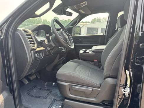 New 2026 RAM 2500 Tradesman AWD/4WD image 17