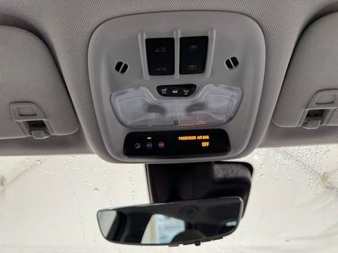 Used 2023 Chevrolet Bolt EUV Premier w/ Sun & Sound Package FWD image 37