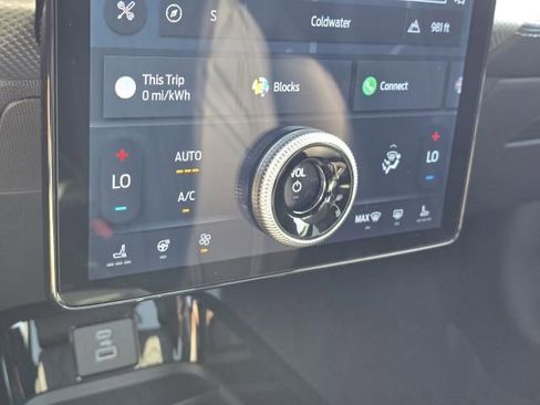 New 2023 Ford Mustang Mach-E Select w/ Comfort Package Lite image 23