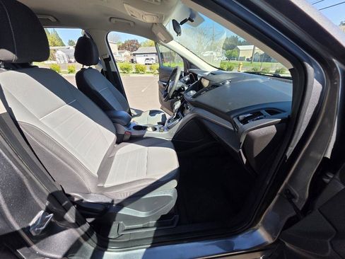 Used 2014 Ford Escape SE w/ Equipment Group 201A AWD/4WD image 15