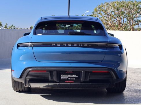 Certified 2022 Porsche Taycan 4 Cross Turismo image 10