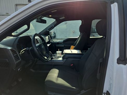 Used 2017 Ford F150 XLT w/ Equipment Group 302A Luxury image 6