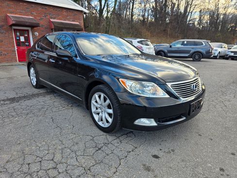 Used 2007 Lexus LS 460 L image 3