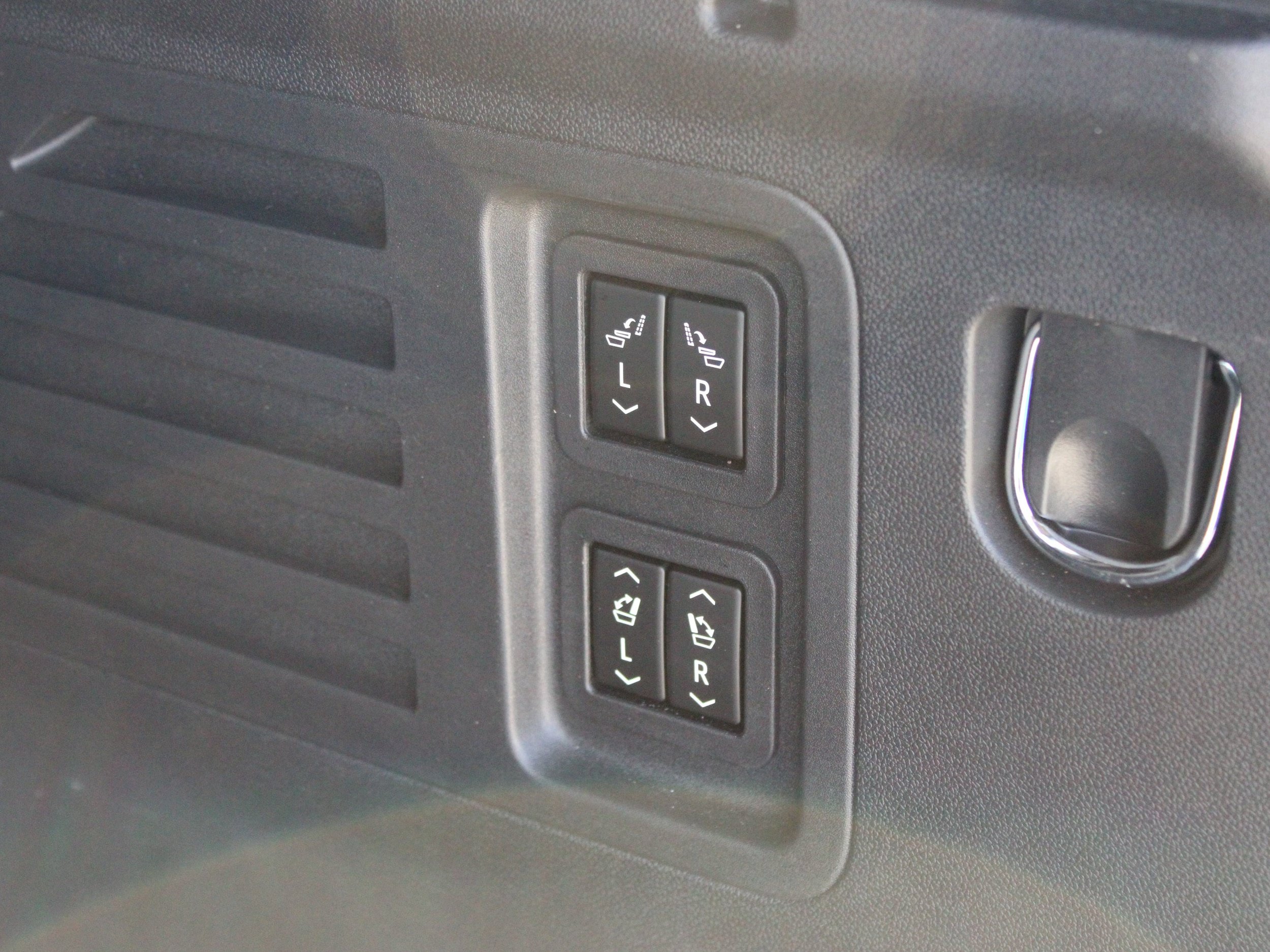 Used 2026 GMC Acadia Denali w/ Super Cruise Package AWD/4WD image 19