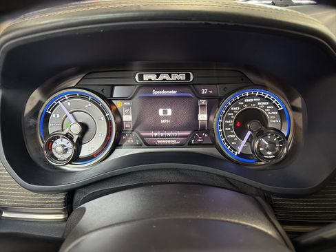 Used 2019 RAM 2500 Limited AWD/4WD image 24