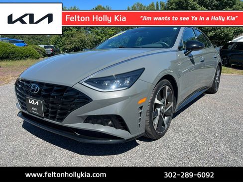 Used 2022 Hyundai Sonata SEL Plus w/ Cargo Package image 1