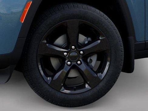 New 2026 Jeep Grand Cherokee L Limited AWD/4WD image 8