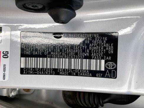 Used 2016 Toyota Corolla S image 32