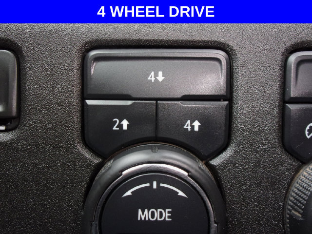 Used 2024 Chevrolet Silverado 2500 LT AWD/4WD image 11