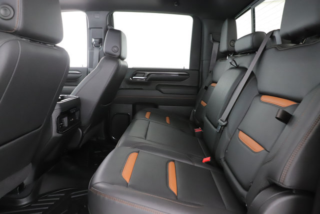 Used 2024 GMC Sierra 2500 AT4 w/ Technology Package AWD/4WD image 29