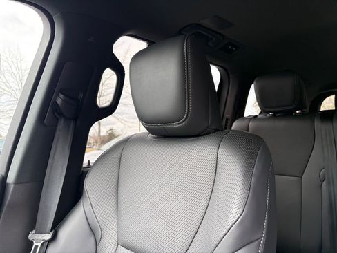 Used 2024 Lexus LX 600 4WD w/ Appearance Package image 16