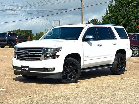 Used 2020 Chevrolet Tahoe Premier RWD image 2