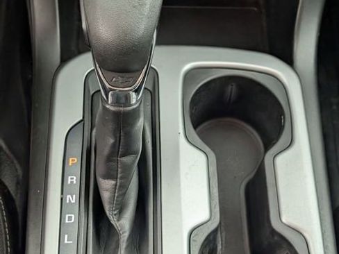 Used 2022 Chevrolet Colorado LT w/ Fleet Safety Package image 22