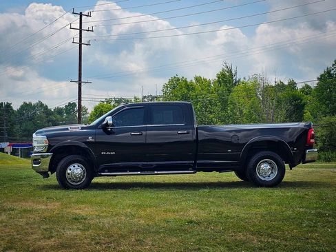 Used 2022 RAM 3500 Laramie AWD/4WD image 8