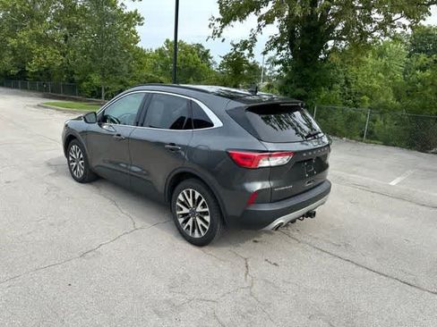 Used 2020 Ford Escape Titanium AWD/4WD image 16