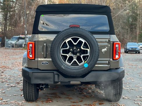 New 2025 Ford Bronco Outer Banks image 9