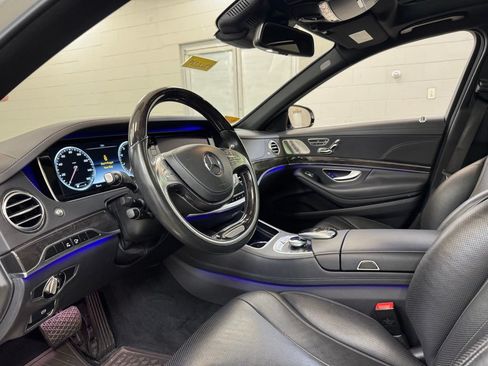 Used 2017 Mercedes-Benz S 550 4MATIC Sedan image 16