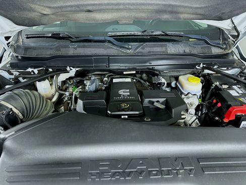 Used 2024 RAM 3500 Big Horn AWD/4WD image 29