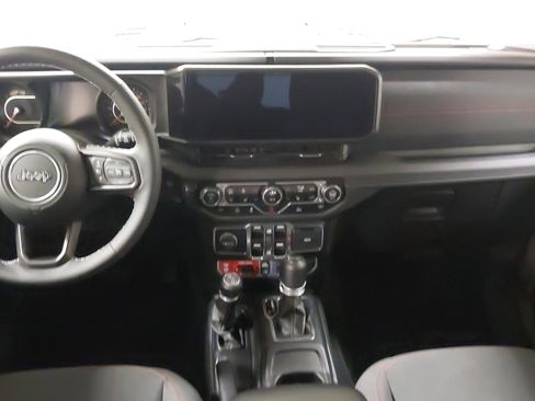 Used 2025 Jeep Wrangler Unlimited Rubicon w/ XTREMEE 35" Tire Package image 26