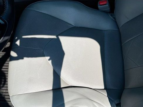 Used 2021 Toyota Highlander Platinum AWD/4WD image 21
